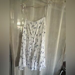 White and blue Abercrombie and fitch sundress XL